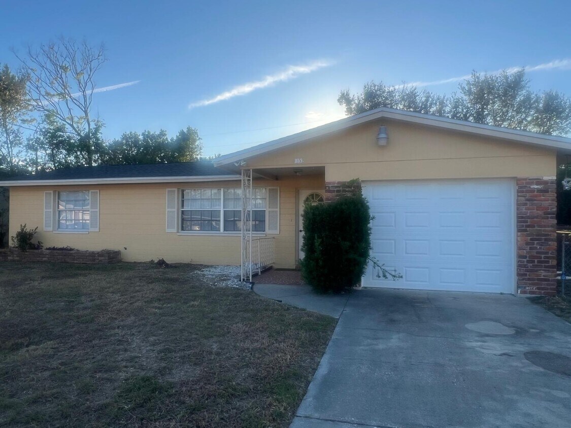 Foto principal - 1352 Beacon Dr