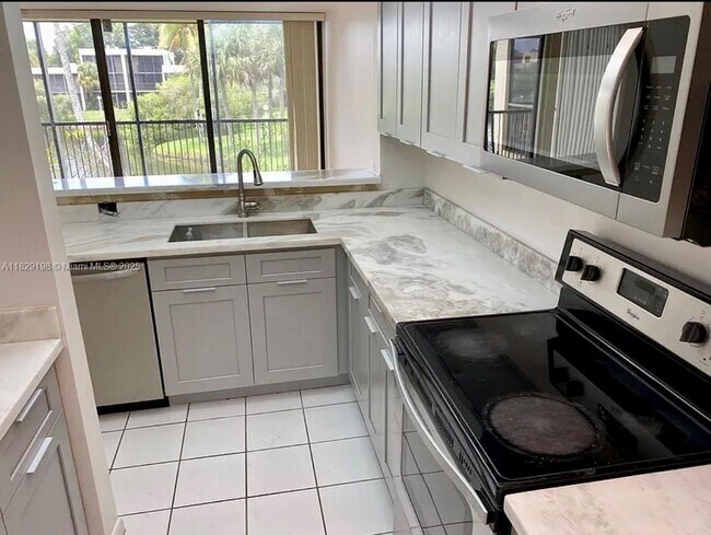 Foto del edificio - 2941 SW 87th Ave