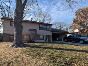 Building Photo - 3215 S McComas St