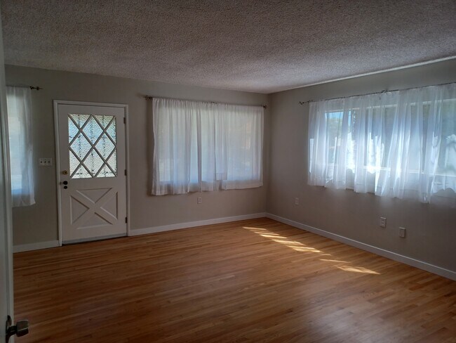 Foto del edificio - 25519 Alliene Ave