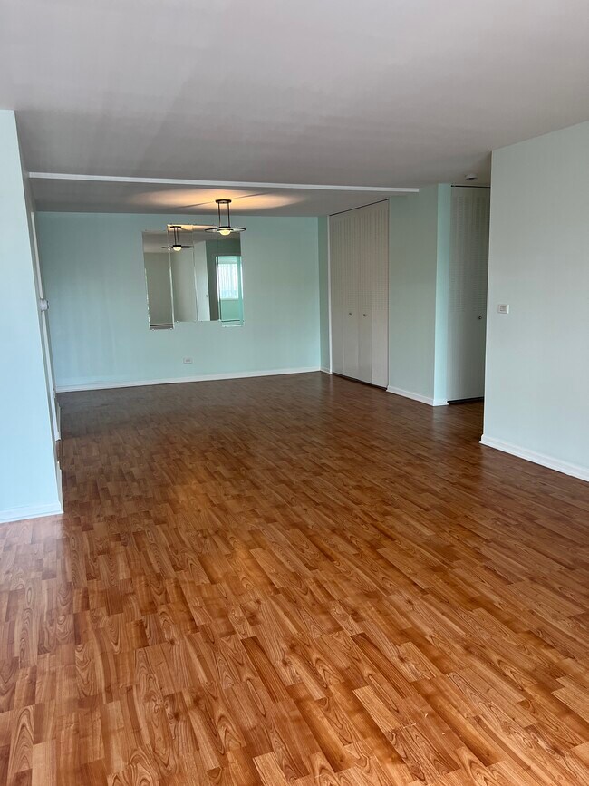 Foto del edificio - 10353 Dearlove Rd