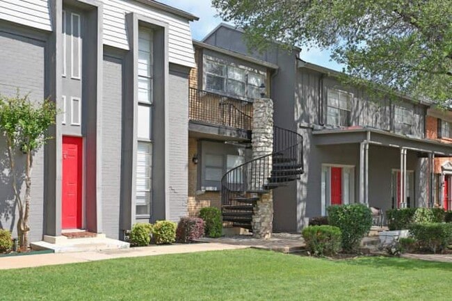 Building Photo - 1 bedroom in Fort Worth TX 76107