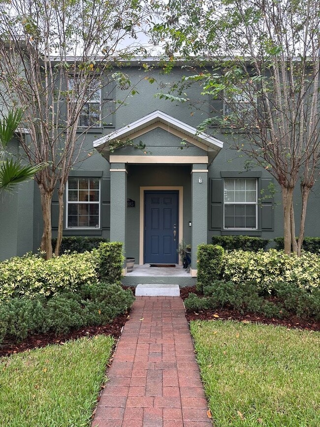 Building Photo - 14885 Evergreen Oak Loop