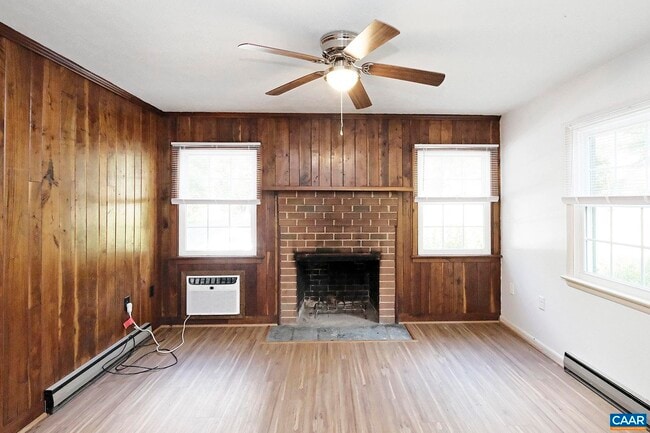 Building Photo - 990 Owensville Rd