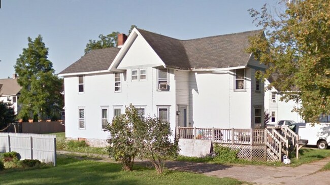 Side View - 311 North Ave