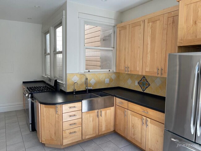 Foto del edificio - 47 Oakwood St