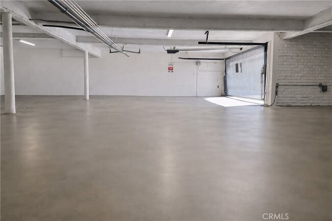 Foto del edificio - 16531 Alliance Ave