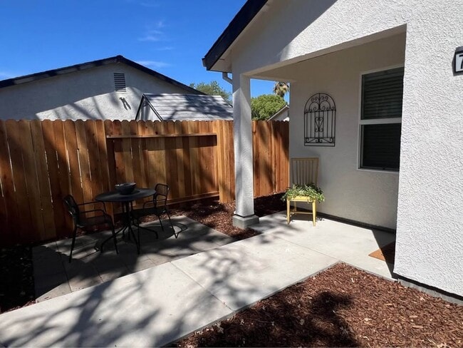 Photo - **FA790-Chavez, Robert &amp; Martha Apartment