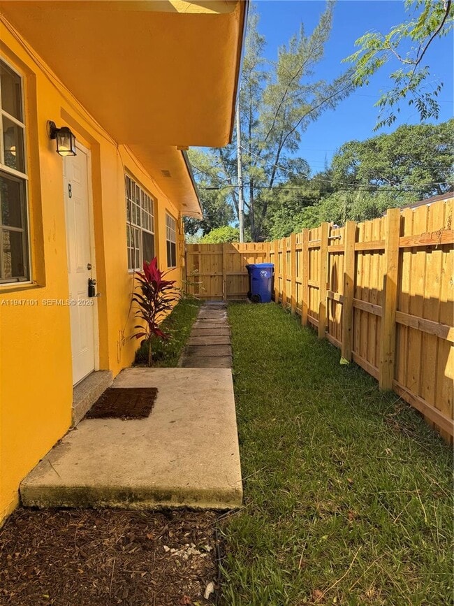 Foto del edificio - 522 NW 13th Ave