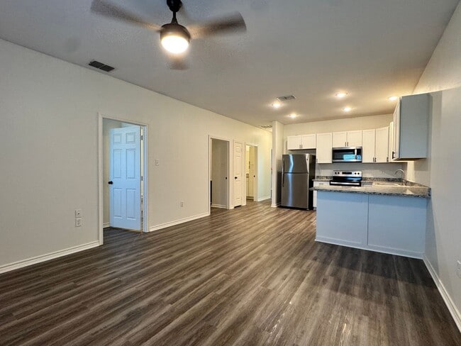 Foto del edificio - 13209 County Rd 499