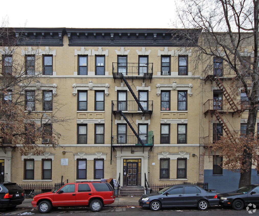 4706 4th Ave, Brooklyn, NY 11220 4706 4th Ave Brooklyn, NY