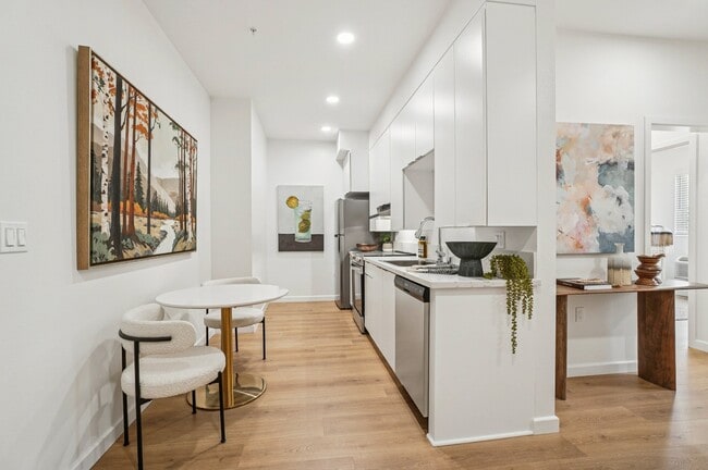 2 BR, 1 BA - Dinning Area / Kitchen - Haven on Orange