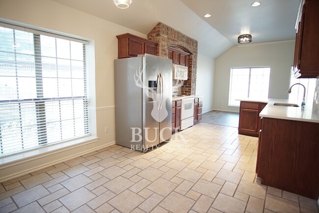 Photo - 17408 Zinc Dr (Edmond, OK) House