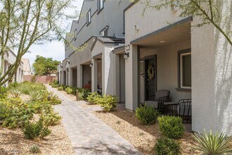 Building Photo - 3629 Pinot Ct