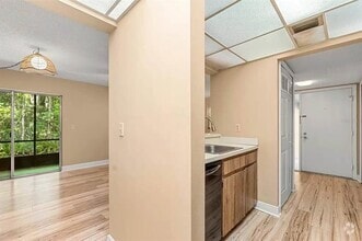 Building Photo - 140 Orchid Woods Ct