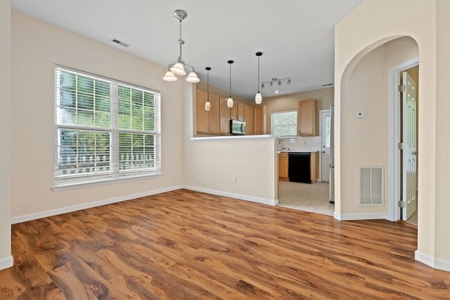 Building Photo - 2225 Gablefield Ln