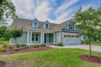 Building Photo - 753 Scorpion Dr
