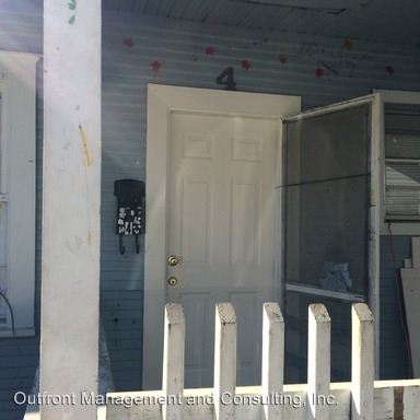 Primary Photo - 3211 N Main St