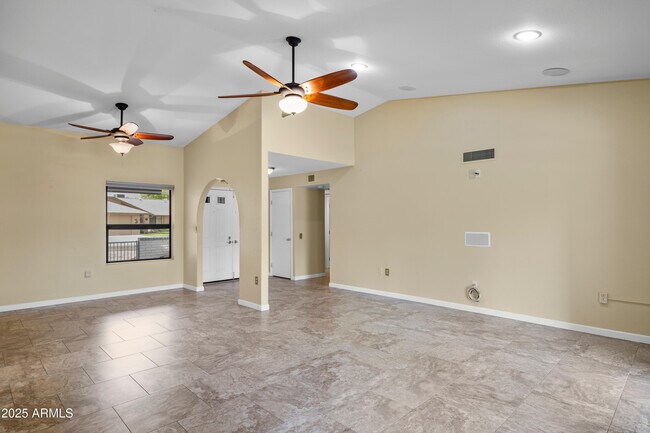 Foto del edificio - 12934 W Blue Sky Dr