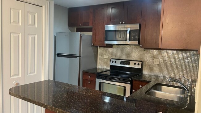 Building Photo - 10117 Old Orchard Ct