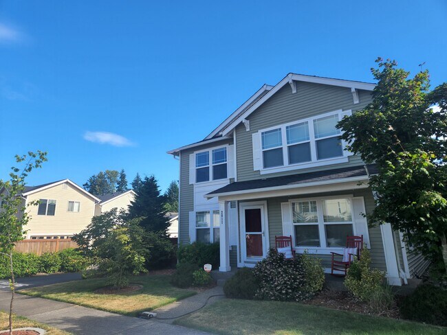 Building Photo - 2811 Martin St