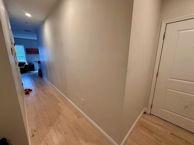 Foto del edificio - 3-15 Dana Ave, #3