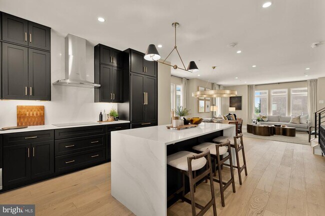 Foto del edificio - 2712 Olmsted Ct NW