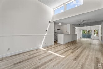 Building Photo - 18645 Hatteras St