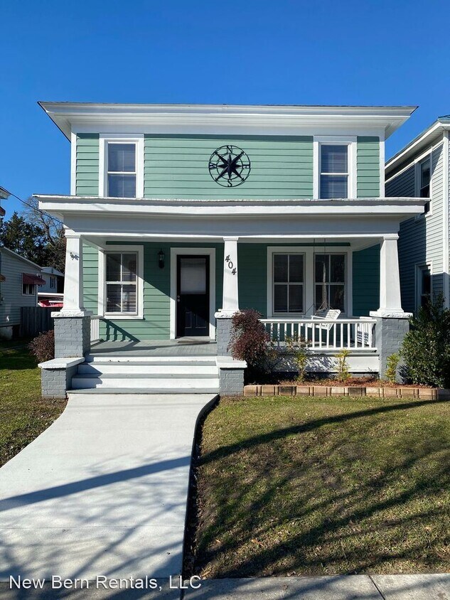 Primary Photo - 3 br, 2.5 bath House - 404 Avenue B