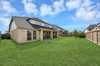 Building Photo - 3527 Highcliffe Dr