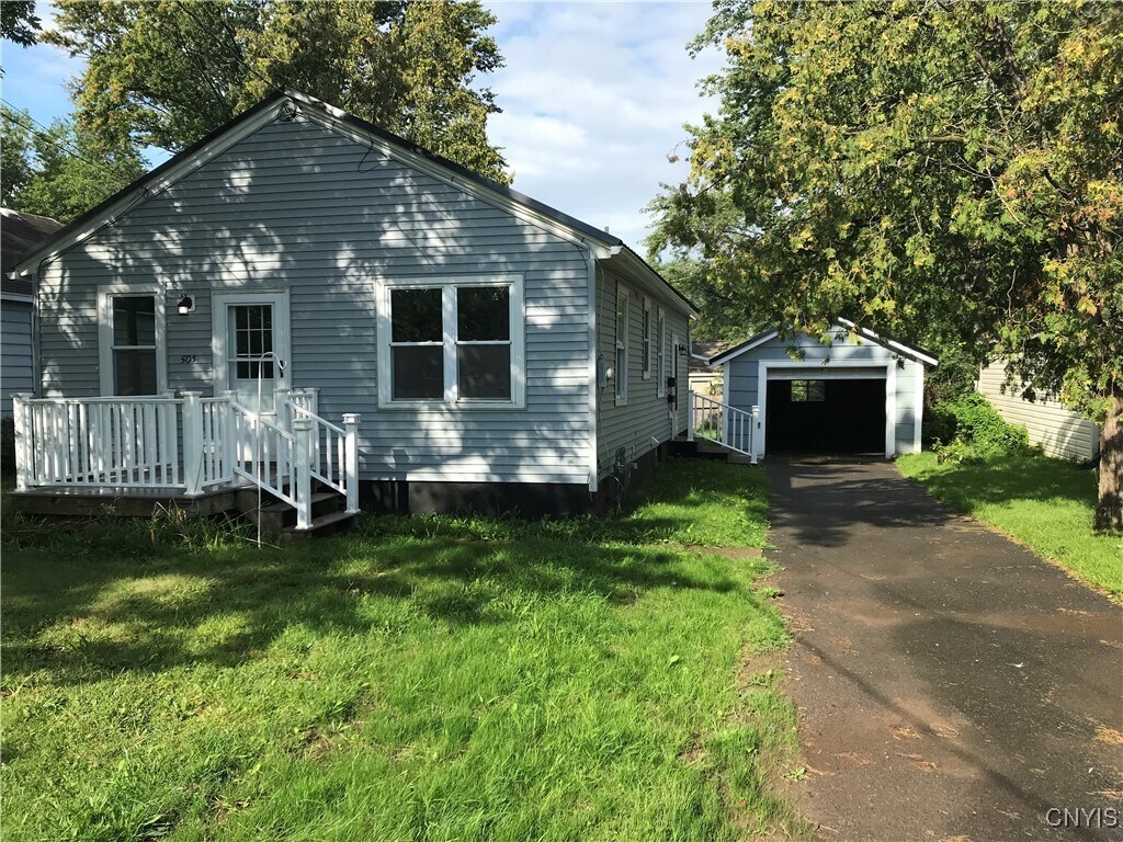 Foto principal - 503 Boston Rd