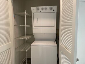 Interior Photo - Canvas LA