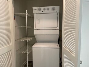 Interior Photo - Canvas LA