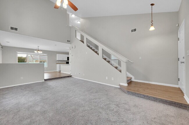 Foto del edificio - $2,795.00, 3 bed, 2.5 bath located in Denver.