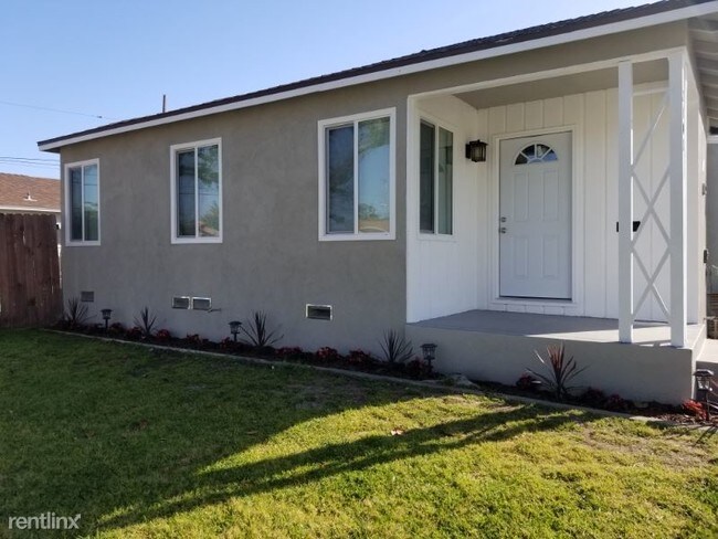 Building Photo - 3 br, 2 bath House - 2101 Easton St.