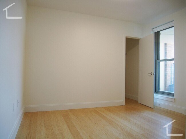 Building Photo - Unique and Awful Allston Apartment