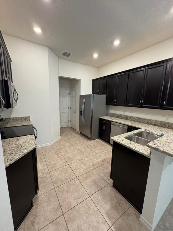 Foto del edificio - 9349 Tyrella Pine Trail