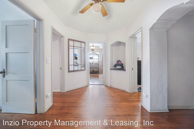 Foto del edificio - 3 br, 2 bath House - 8210 W. 4th St