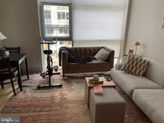 Foto del edificio - 919 Florida Ave NW