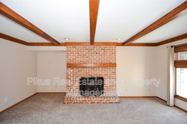 Building Photo - 8214 Bricker Rd NW