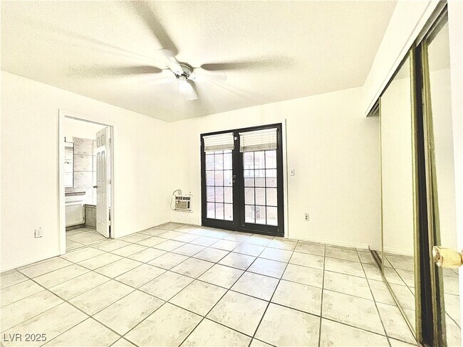 Foto del edificio - 5086 Jeffreys St