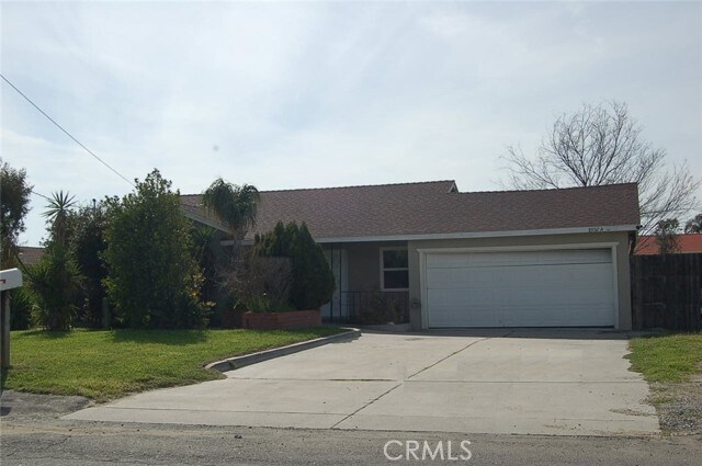 Foto principal - 8932 Poplar Ave