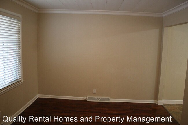 Building Photo - 3 br, 1 bath House - 1141 W Cook Rd