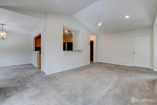 Building Photo - 58 Tanglewood Ct