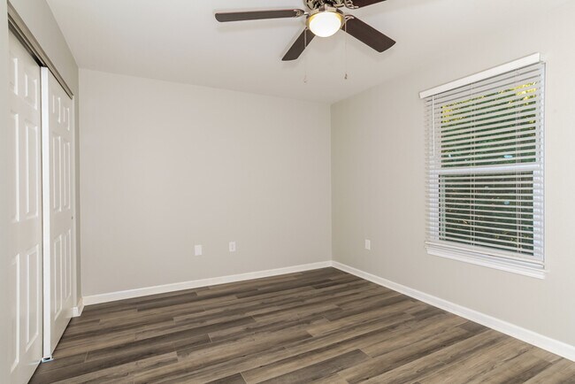 Foto del edificio - 2664 Ridgecrest Ln