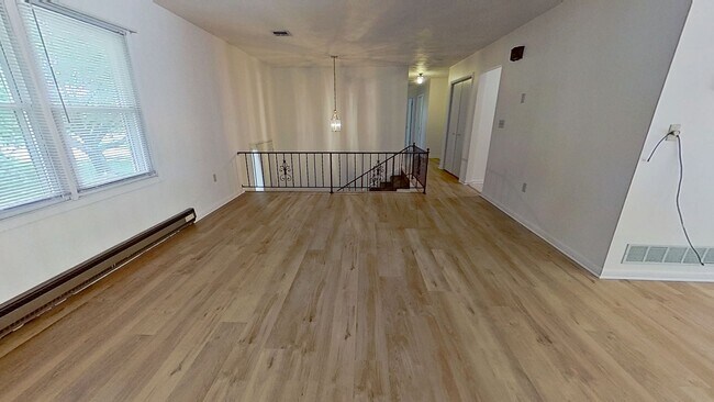 Foto del edificio - Flexible Lease Options—Raised Rancher