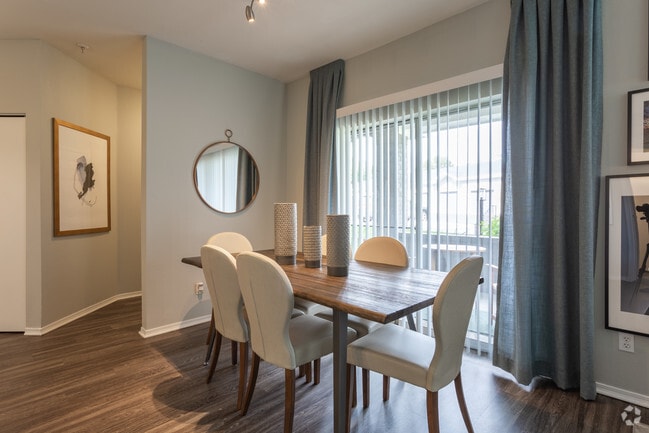 2BR, 2BA - 1110 SF - Kallisto at Bear Creek