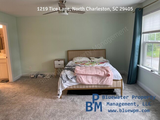 Building Photo - 1219 Tice Ln