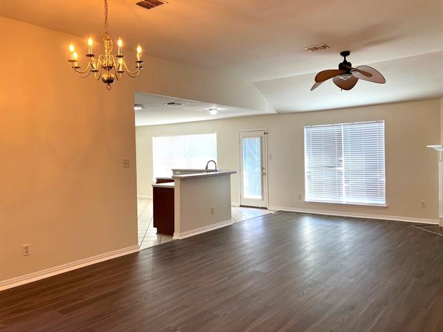 Foto del edificio - 5512 Gessner Ct