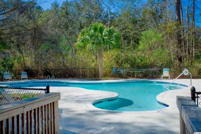 Building Photo - Pawleys Pointe